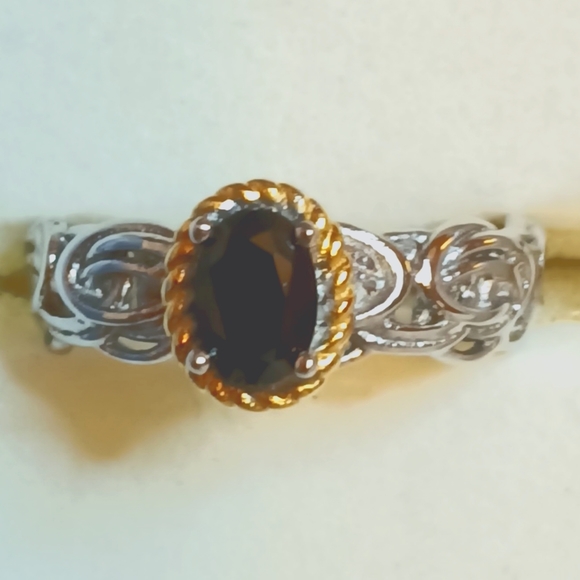 NATURAL THAI SPINEL RING - Picture 1 of 3